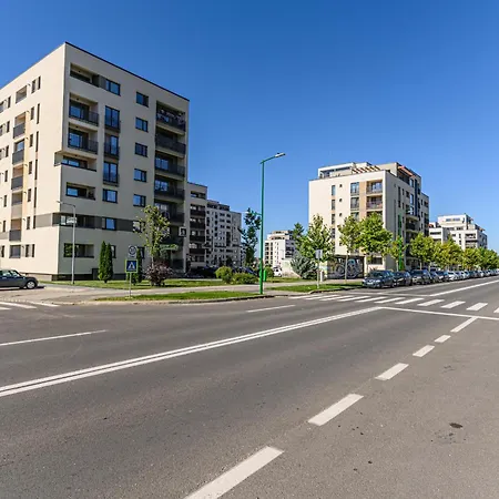 Nokturna Cassiopeia Coresi Kasper Apartment With Underground Parking-2